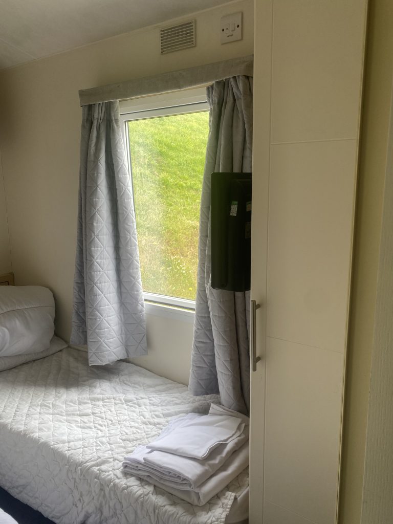 Twin Room 2 & Wardrobe – Private Caravan Rental At Devon Cliffs, Exmouth - Beach Retreat